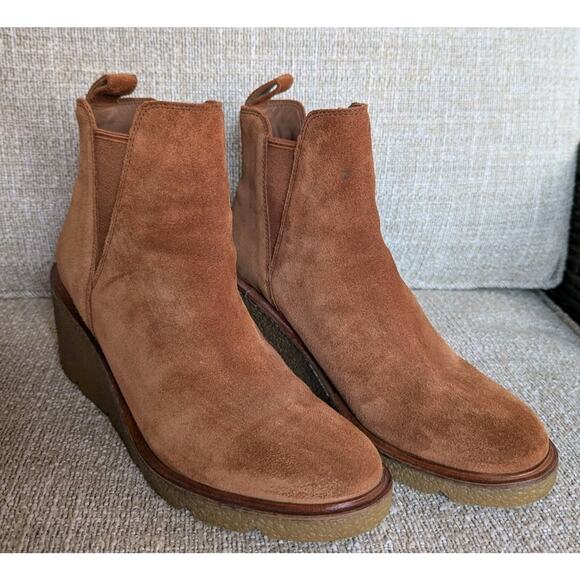 Clarks Shoes - Clarks Clarkford Top - Dark Tan Suede Wedge Ankle Boots - Womens 10M